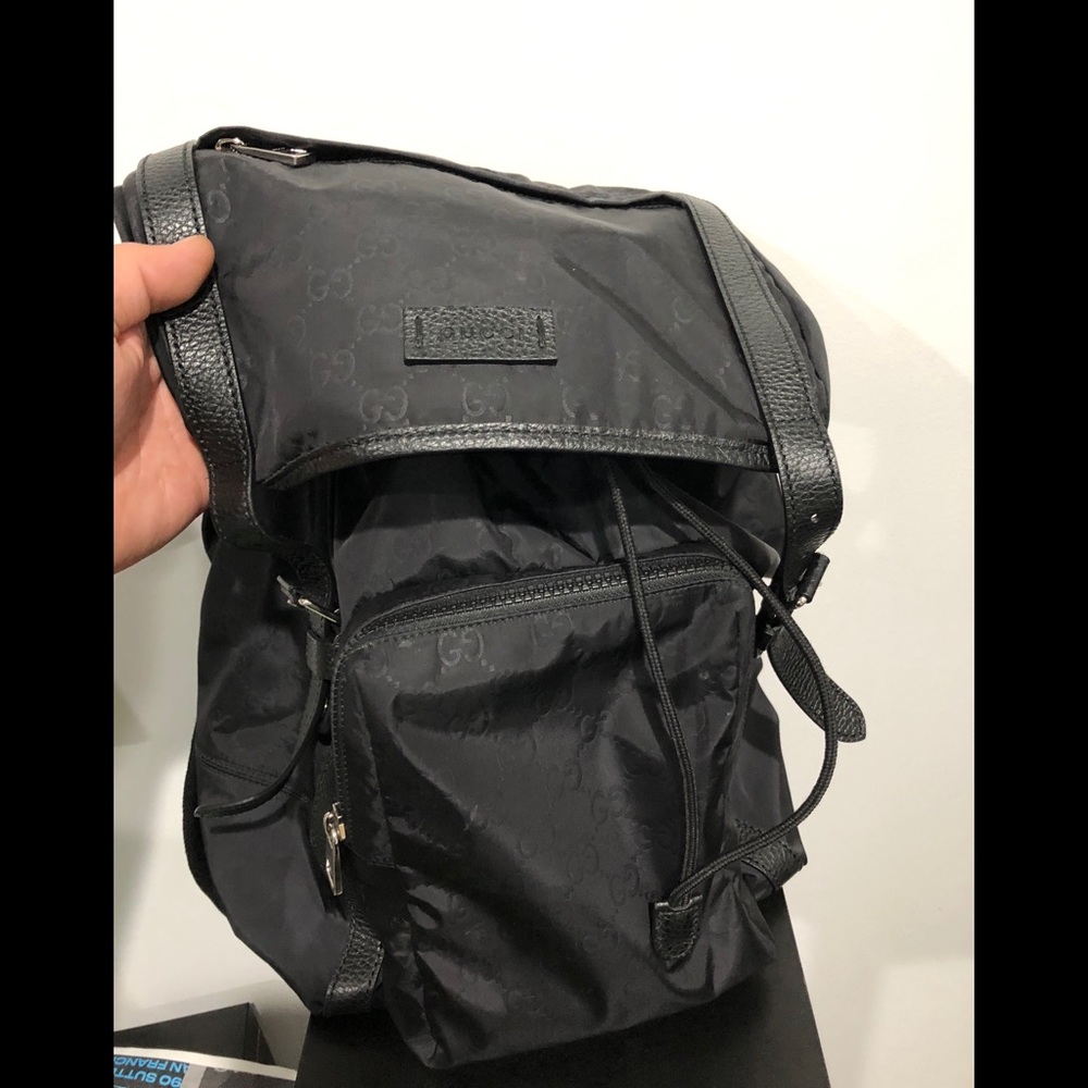 Barely used 1 month old GUCCI Backpack - Picture 1 of 5